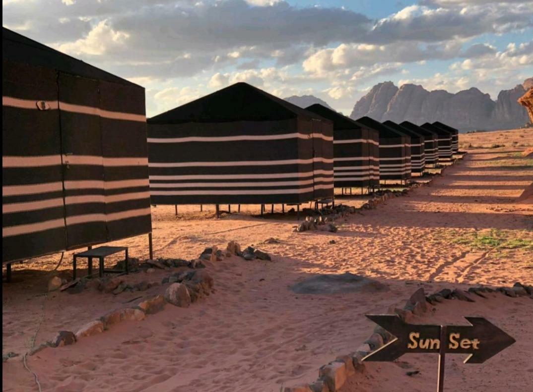 Wadi Rum Moon Camp Екстериор снимка